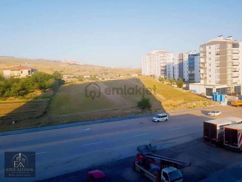 Yakacık Da Bulvar Üzeri Ara Kat Ön Cephe Ferah Manzaralı Daire - 34
