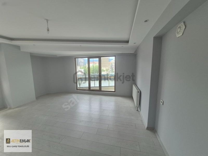 Borazanlar'da D-100 Cepheli, 1. Kat, 2+1 Satılık Daire (80m²) - 3