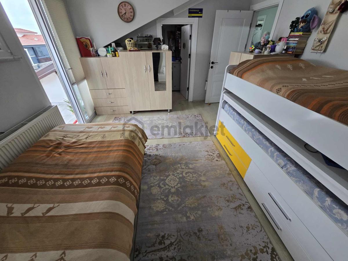 Arifiye Arifbey Mahallesinde Satılık Dubleks 4+1 Daire - 25