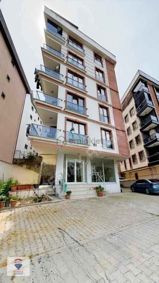 Satılık Dükkan 100 M2 Cadde Cepheli Ön Kullanımlı - 2