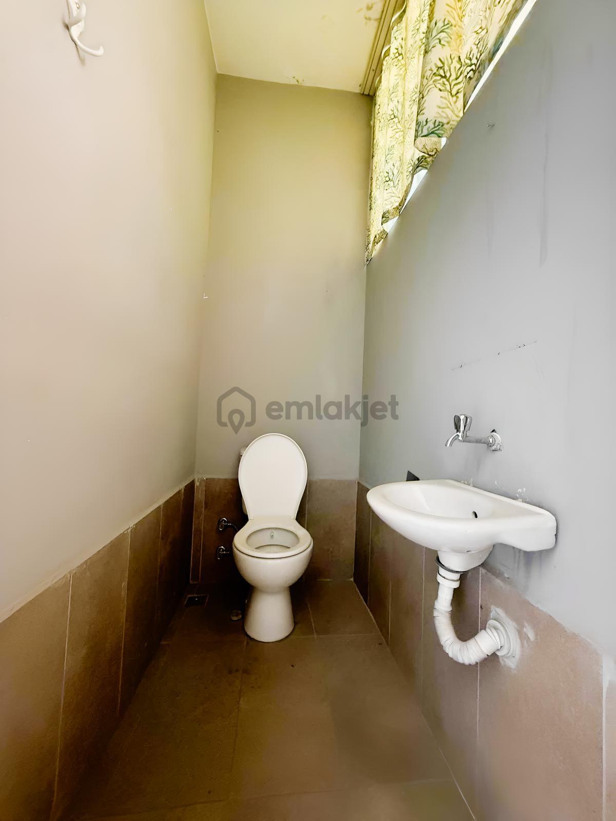 Samandıra Merkezde 150 M2 Kiralık Dükkan - 9