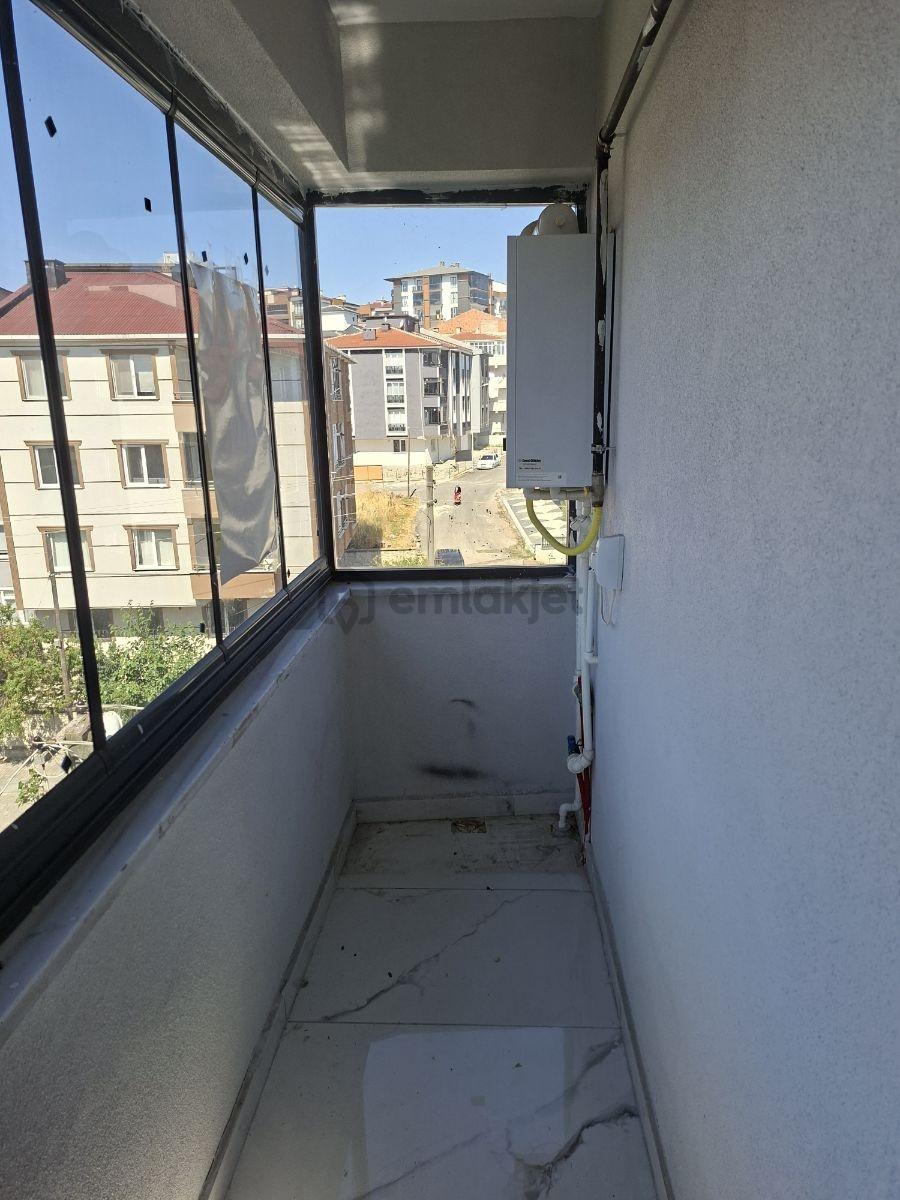 Aksoy'dan Kiralık 1+1 Daire - 10