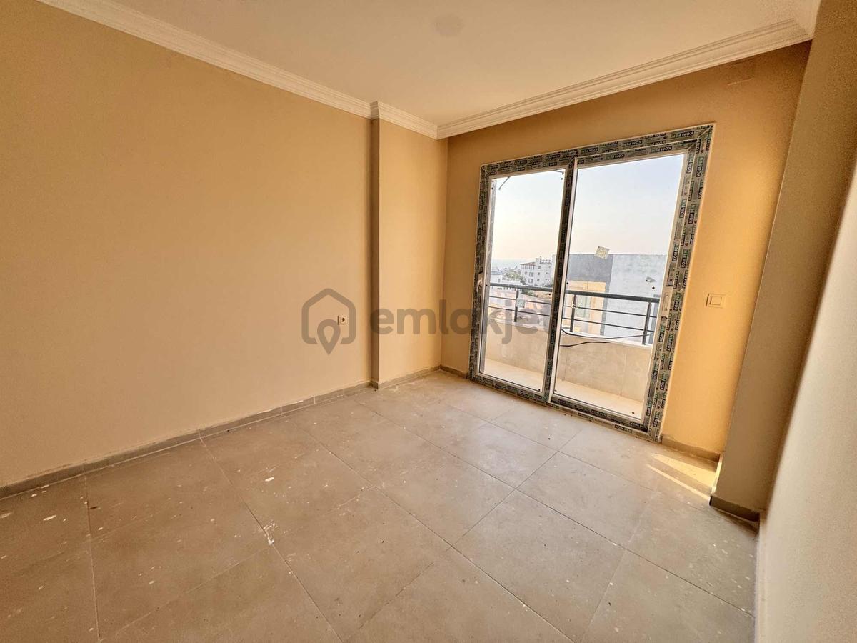 Arsuz'da Manzaralı Sıfır | Denize 600 M Satılık Daire - 6