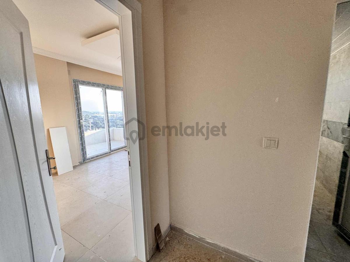 Arsuz'da Manzaralı Sıfır | Denize 600 M Satılık Daire - 32
