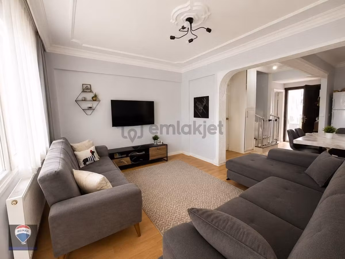 Kuşadası Kadınlar Denizine Yürüme Mesafesinde 4+1 Villa - 26