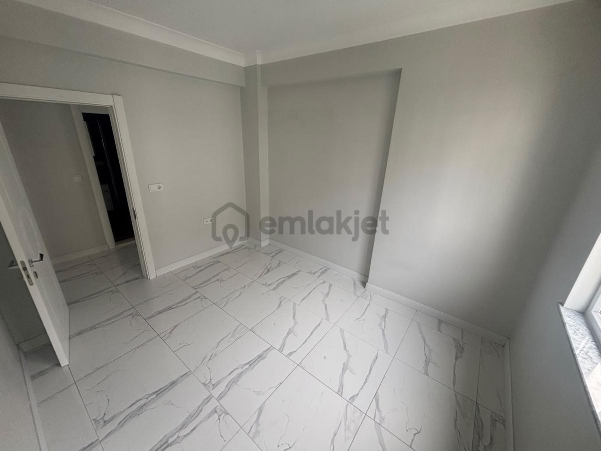 Tekeler Mahallesinde Site İçerisinde Kiralık Ara Kat 2+1 Daire - 19