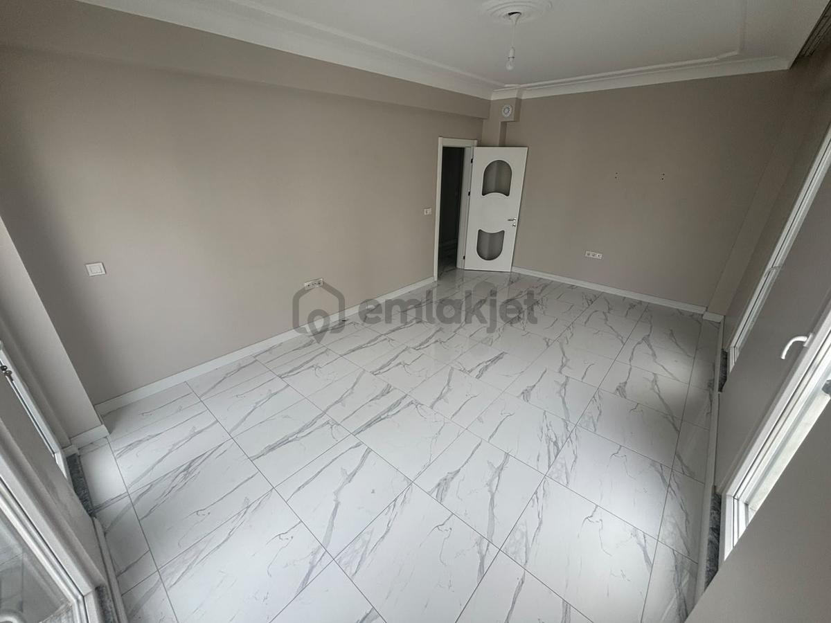 Tekeler Mahallesinde Site İçerisinde Kiralık Ara Kat 2+1 Daire - 16