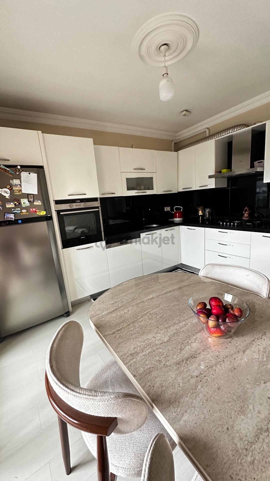 Sahibinden Ana Yol Üstü Deniz Manzaralı Daire - 12