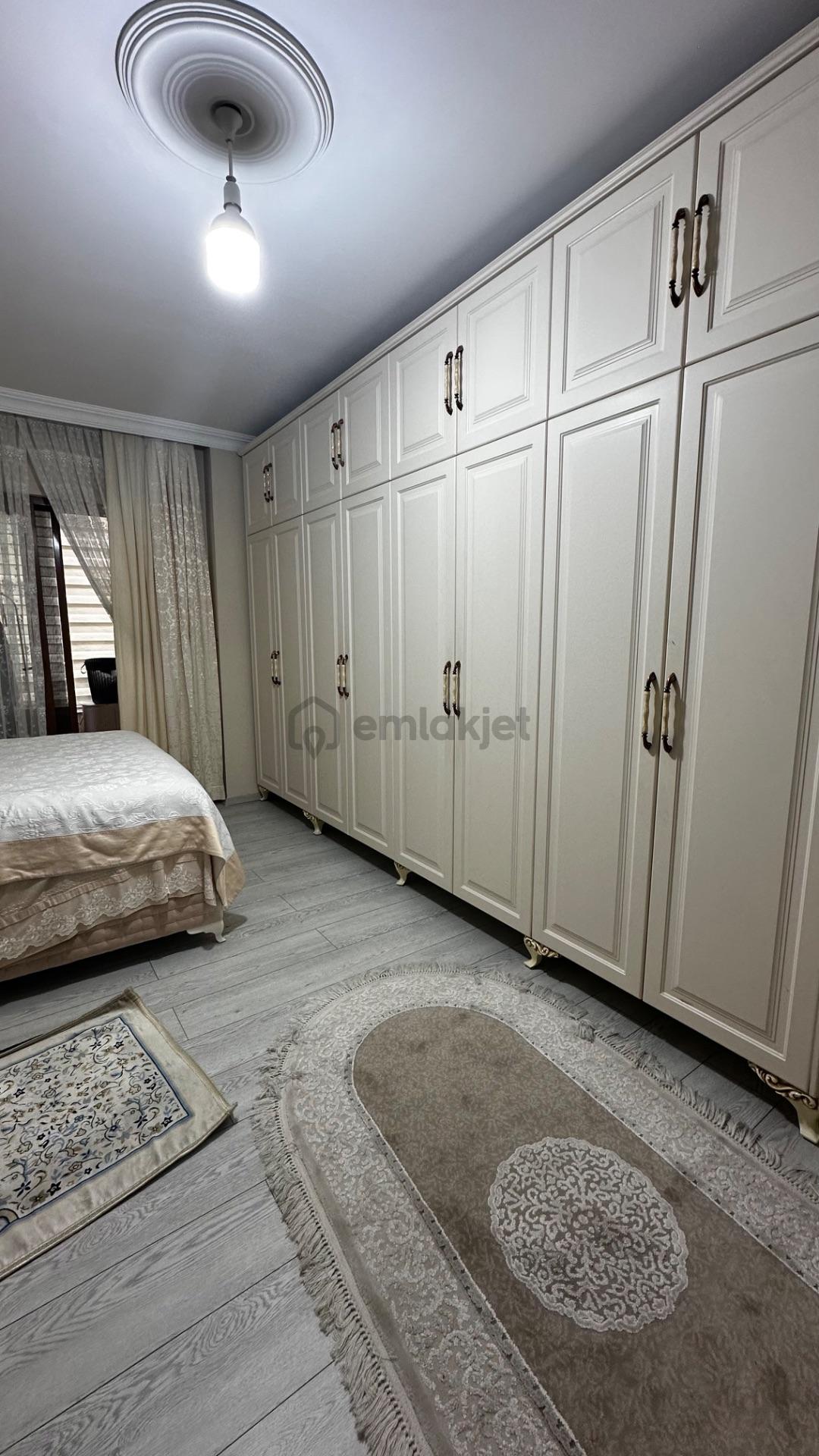 Sahibinden Ana Yol Üstü Deniz Manzaralı Daire - 23