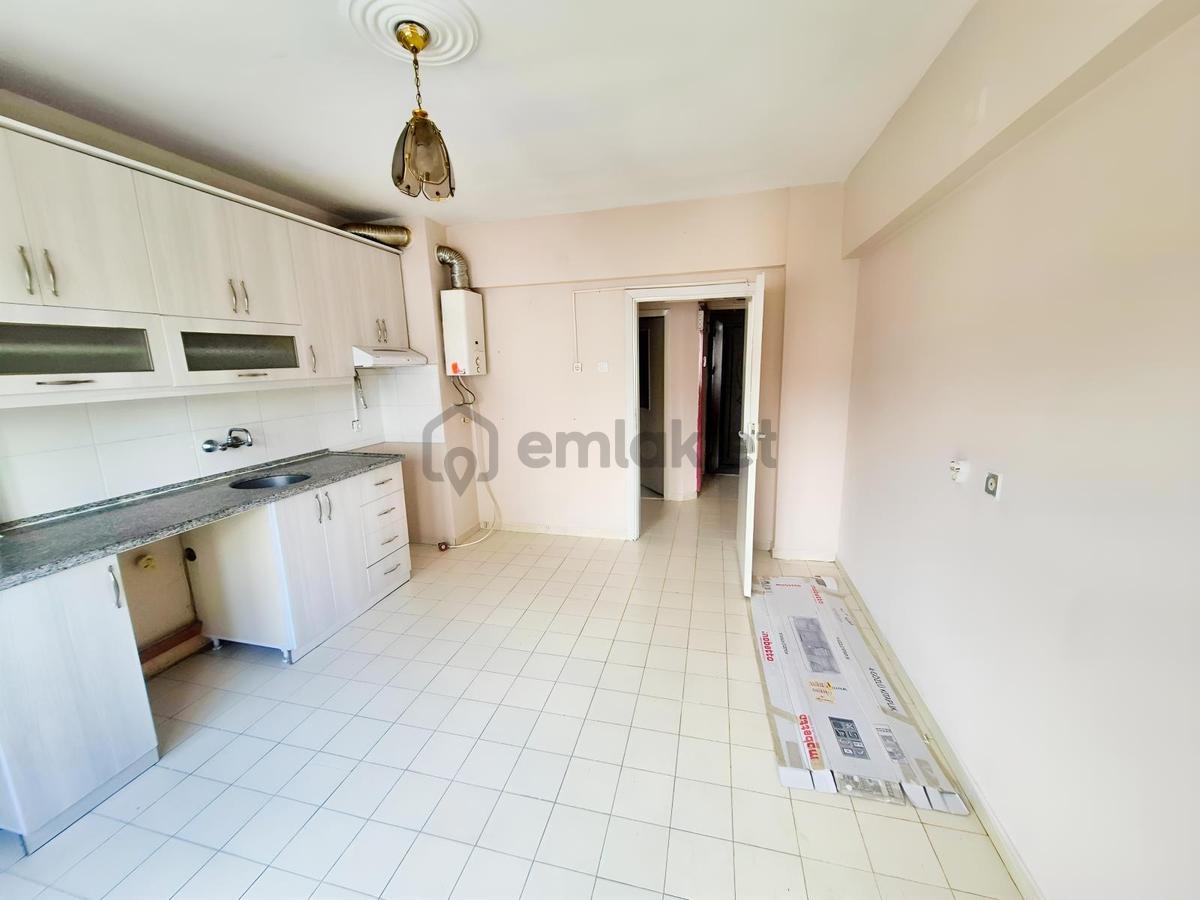 İlbey // Afyon Merkez Dervişpaşa Mahallesinde"kiralık"4+1 Daire - 17