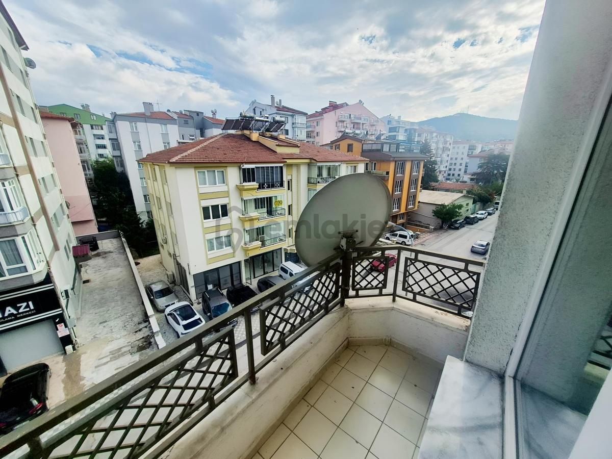 İlbey // Afyon Merkez Dervişpaşa Mahallesinde"kiralık"4+1 Daire - 14