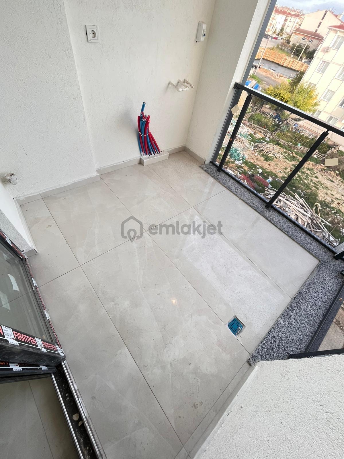 Çorlu Ç.çeşmede Site İçinde 2+1 Satılık Daire - 2