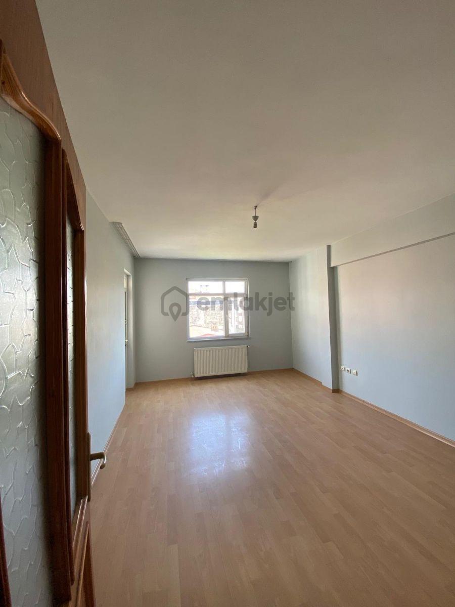 Körfez Mimarsinan Da 3+1 Arakat Asansörlü Bahçeli Arakat 140 M2 - 24