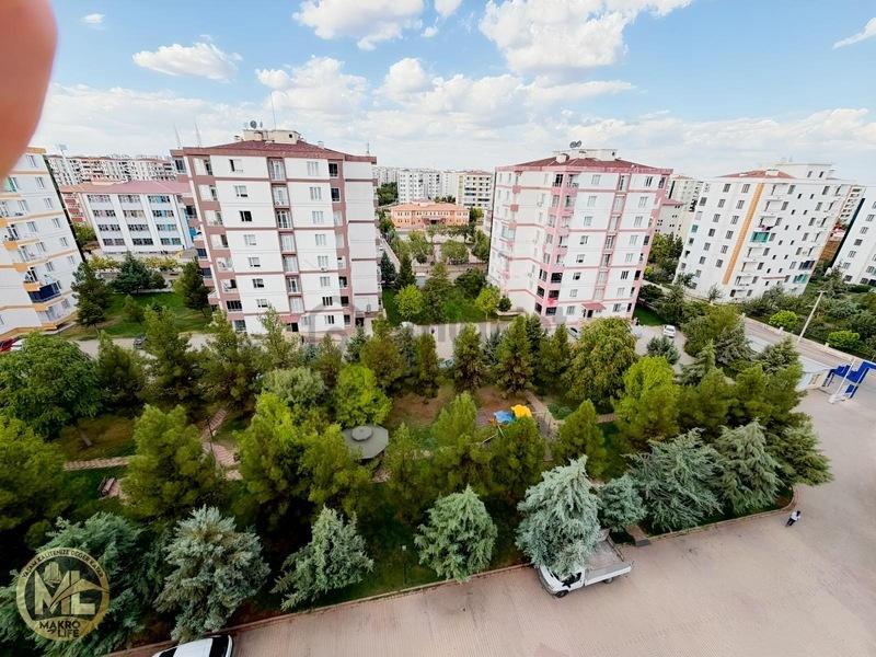 Bağcılardar 3+1 Satılık Fırsat Daire - 23