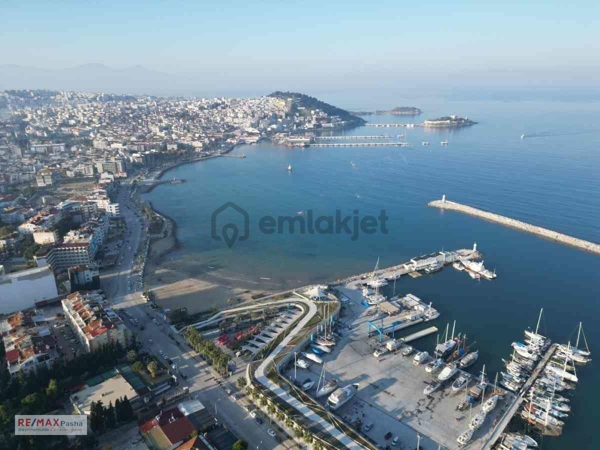 Marına Da Köşe Konumlu Denıze Sıfır Satılık Dükkan - 18