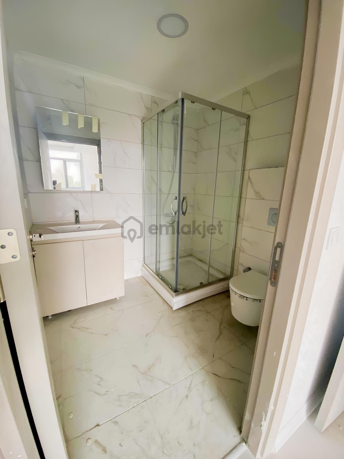Yayla Mahallesi'nde Kiralık Üç - 13