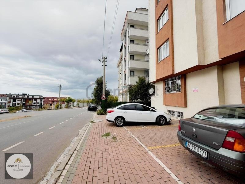 Köşklüçeşme'de Cadde Üzeri! Asansörlü, Geniş 2+1 Yüksek Giriş - 4