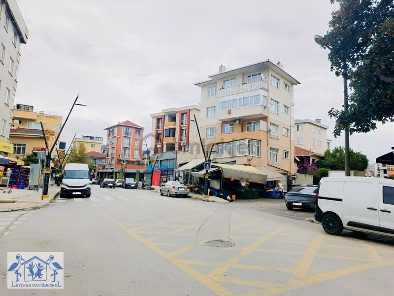 Yeni Mithatpaşa Caddesinde 60 M2 Arsa Paylı Dükkan - 2