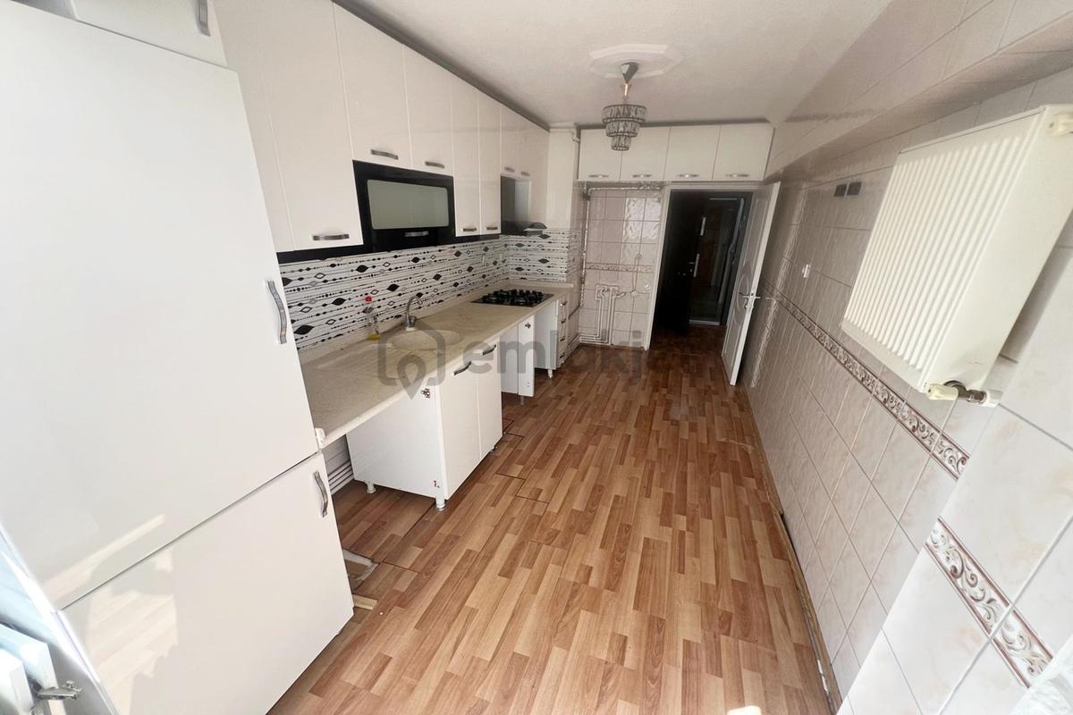 Kuşcağız Kartaltepe Cadde Dibi Ara Kat Ön Cephe Kupon 3+1 Daire - 29