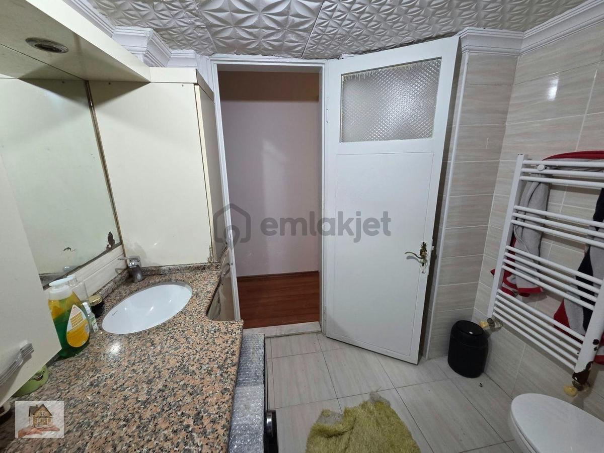Üçyol Metro Yakını Ara Kat 3+1 140m2 Satılık Daire - 17