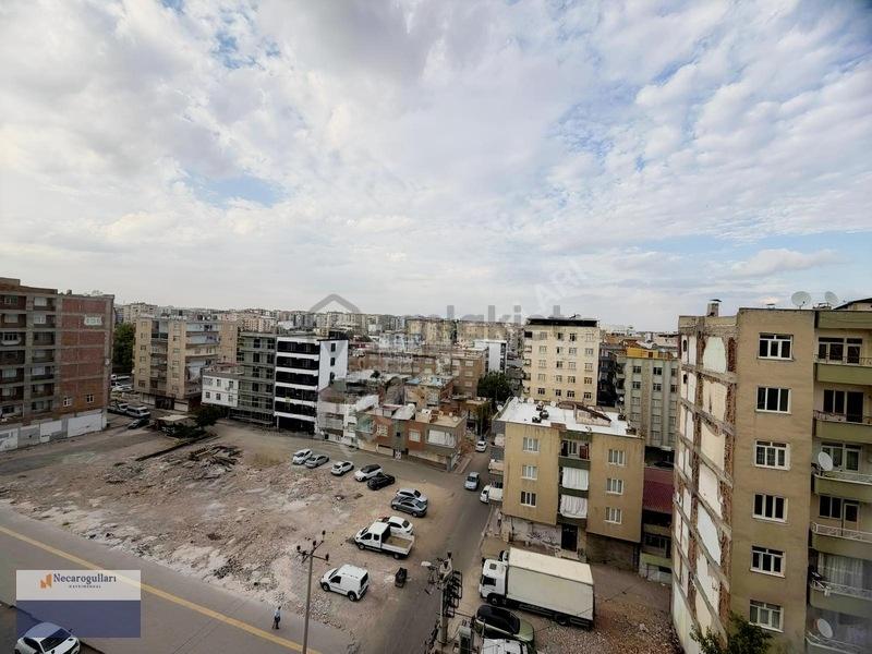 Necaroğullarından Cezaevi Alt Köşede Satılık 3+1 Daıre - 29