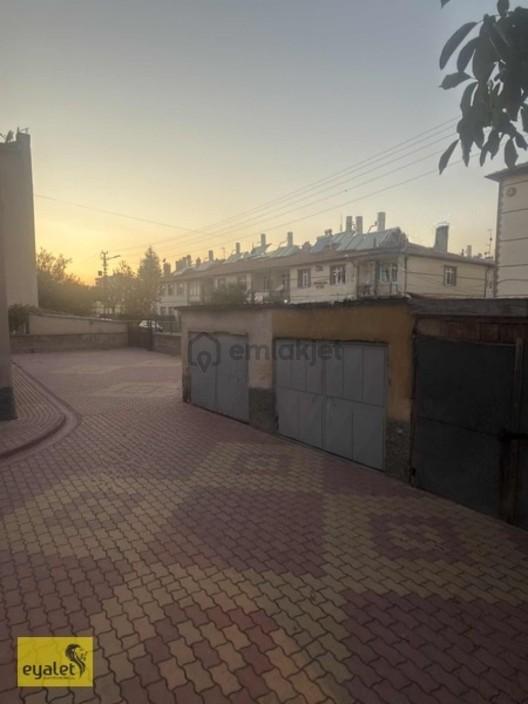 Malazgirt Mahallesinde 3+1 Satılık Daire - 3