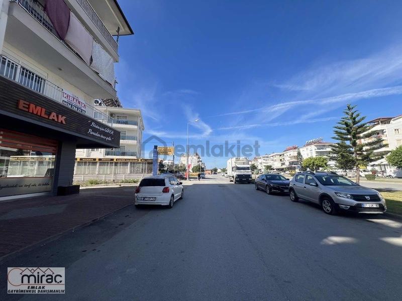 Sarılar Ana Cadde Üzerinde Dükkan Üstü 2+1 Geniş Daire - 22