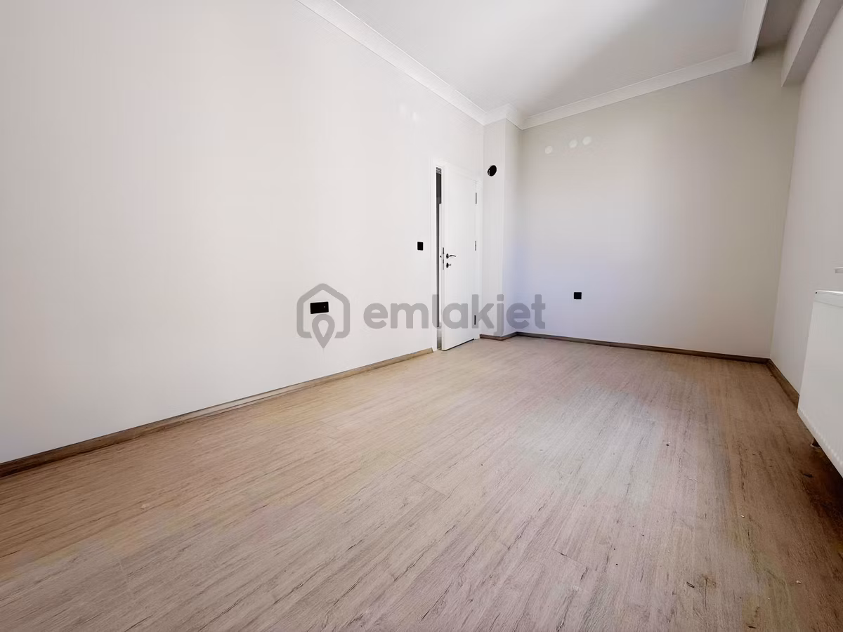 Bahçeli Evlerde Satılık 3+1 Uygun Daire - 18