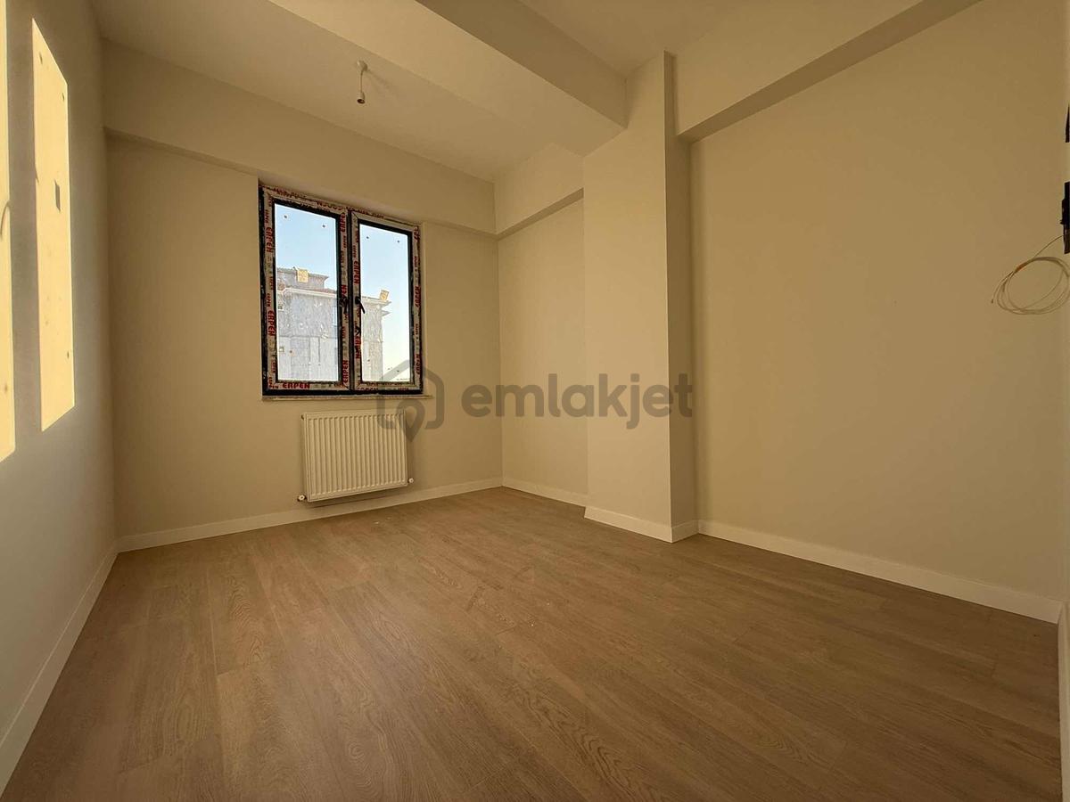Gülabibey'de Şehir Manzaralı Satılık Daireler - 23