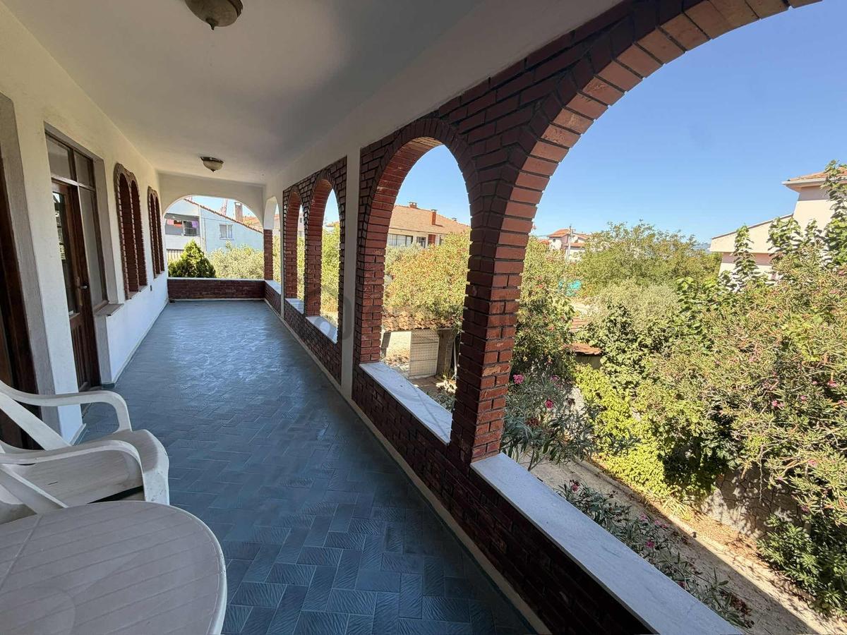 Gemsaz'da Denize 250 M2 Arsa İçinde 3 Katlı Villa - 30