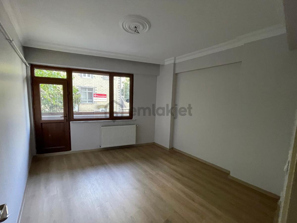 Bağlarbaşı Kıbrıs Sok.'da 90m2 2+1 Kiralık Daire - 6