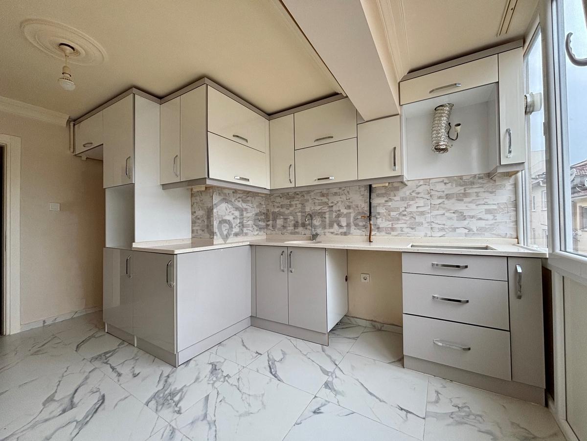 Davutdede Mah.asansörlü Binada Satılık 4+1 Teraslı Dubleks Daire - 3