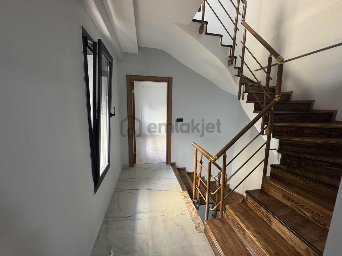 Coldwell Banker Poyraz'dan Fırsat 4+1 Villa - 20