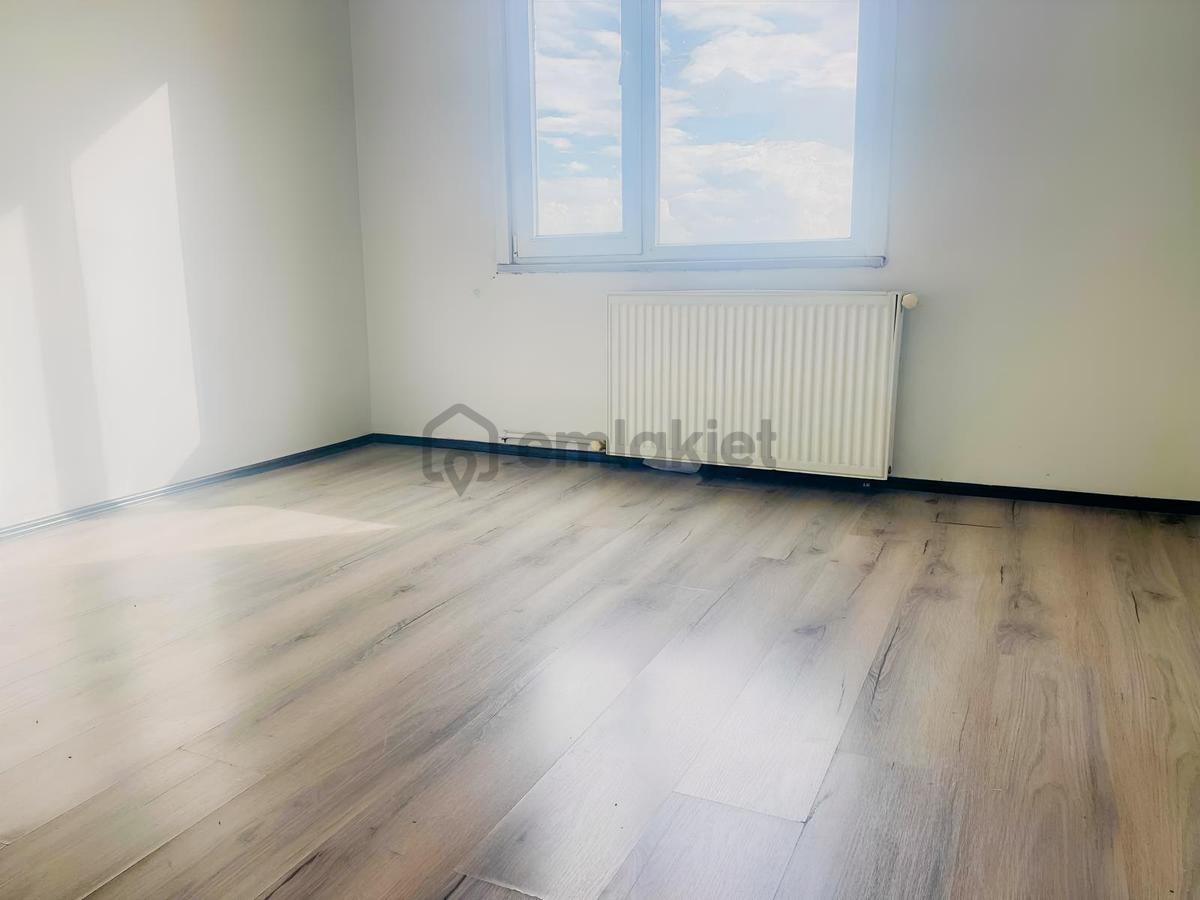 Mimarsinan Mah.sağlık Ocağı Karşısında Kiralık 2,5+1 Daire(120m2 - 32