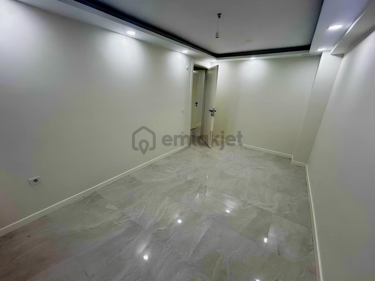 Bağlarbaşında | Sıfır 4+1 Dubleks | 240 M² Her Kat Tek Daire - 18