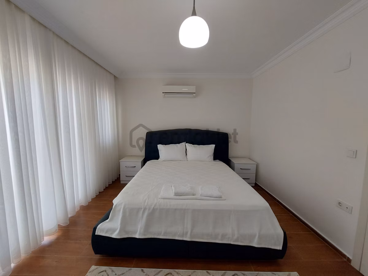 Fethiye Göcek Merkezde Satılık 4+1müstakil Eşyalı Villa - 18