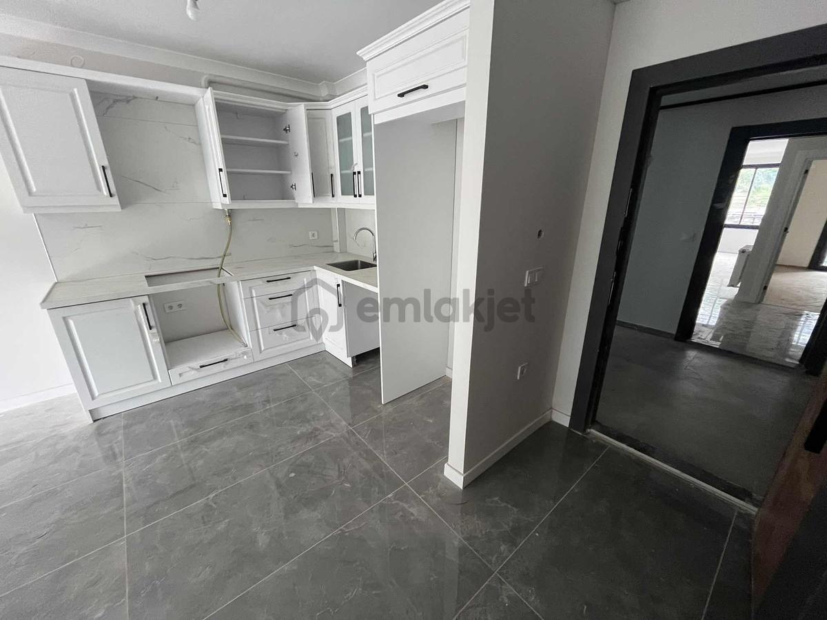 Trabzon Merkezde Kiralık 1+1 Sıfır Daire - 14