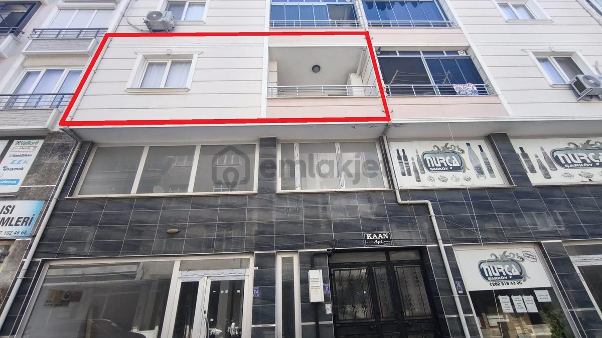 Kaya Emlak-istiklal Mah.de Geniş Teraslı 2+1 Satılık Daire