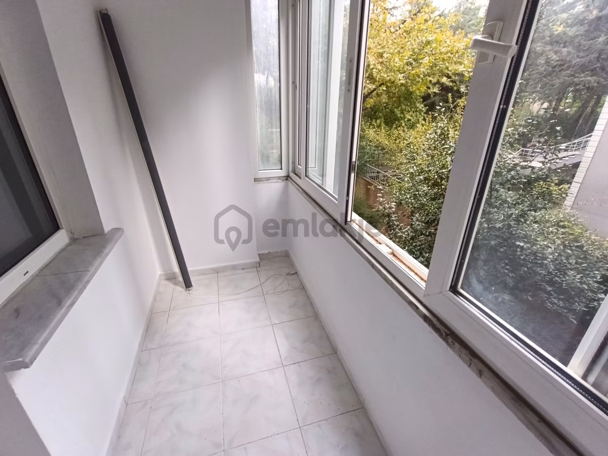 Kartal Uğurmumcuda Genç Binada Kiralık 3+1 Daire - 29