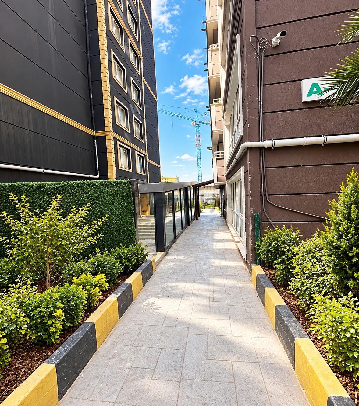 Talatpaşa'da Site İçerisinde 2+1 Geniş Daire - 10