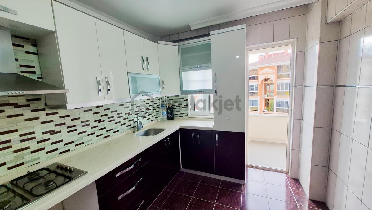 Merkezi Konumda Ebeveyn Banyolu Geniş 3+1 Kiralık Daire - 4