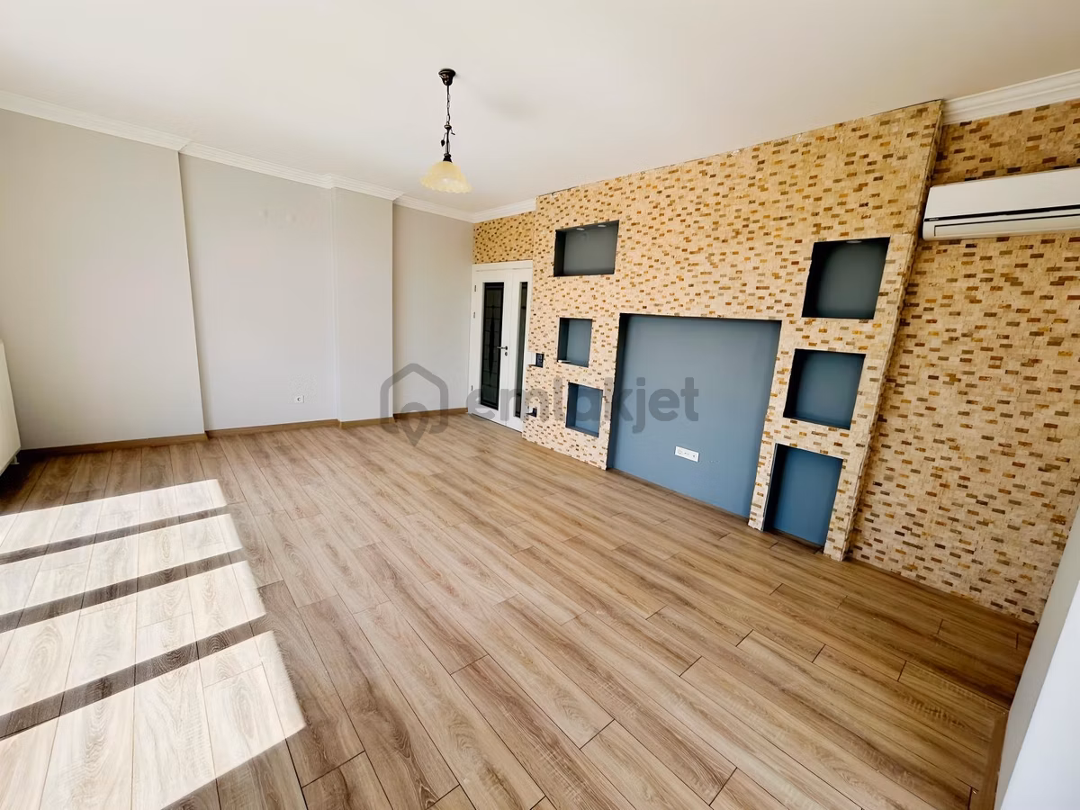 İki Blok'lu Lüx Havuzlu Site İçerisinde Satılık 2+1 Daire - 6