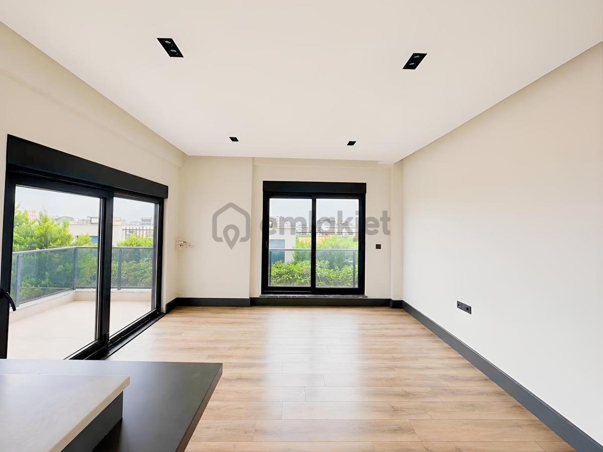 Scala'dan Bahçe Kullanımlı Satılık 2+1 Daire - 5