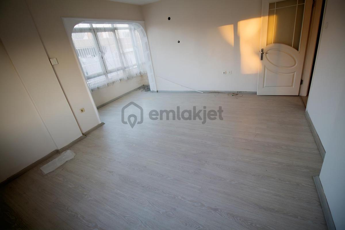 Arga'dan Buca Efeler Mh.menderes Cd. Üzeri 2+1 Kiralık Daire - 13