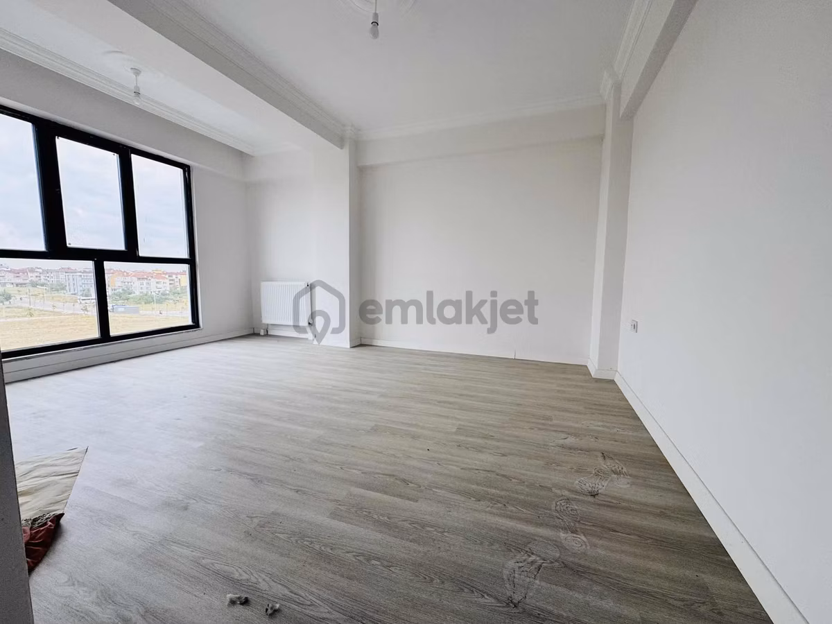 Çorlu Çobançeşme Mh De Bulvara Cephe Sıfır 2+1 Daire - 8