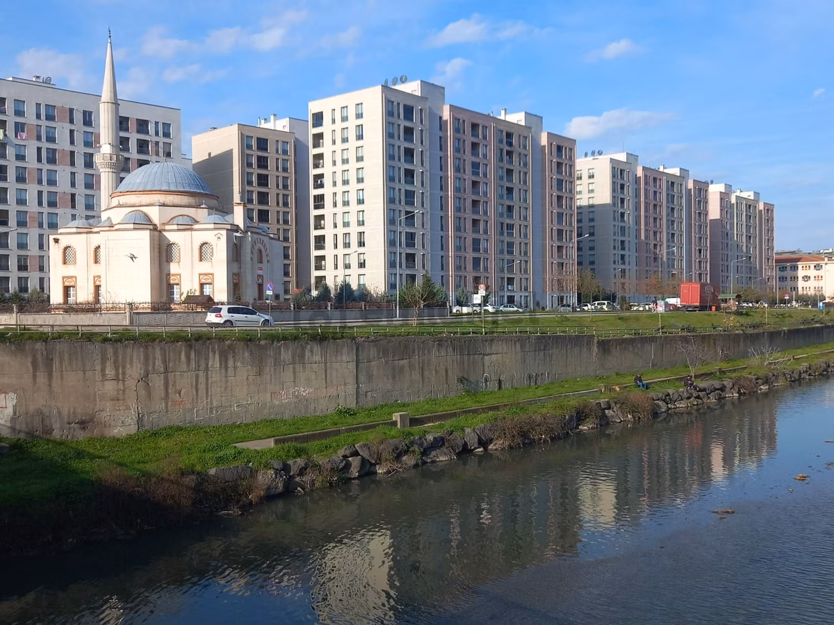 Yeski Emlâk İnşaattan Kiralık 3+1 Site İçerisinde - 9