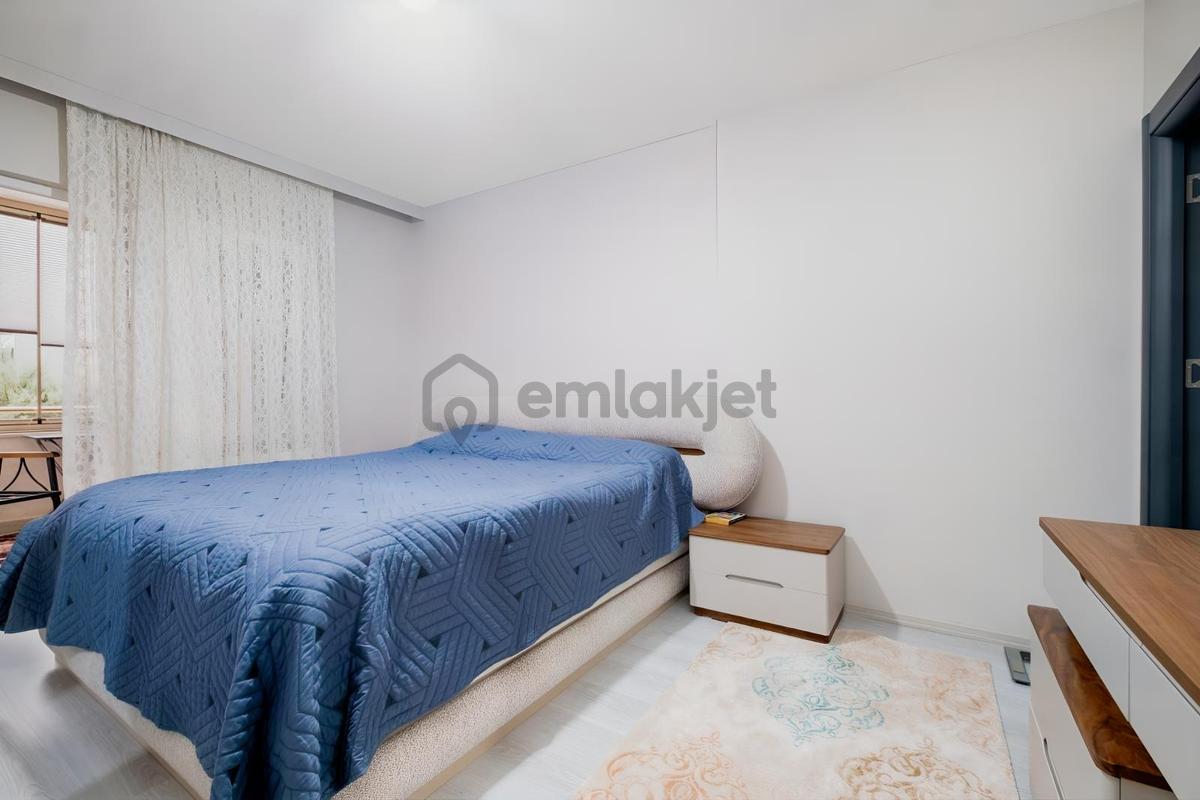 Remax Advantage'dan Balkan Bulvarı Cadde Üzerinde Arakat Siteiçi - 15