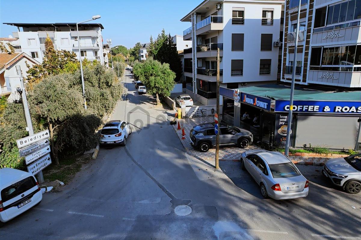 Torbalı 431m2 İç 155 M2 Bahçe Kullanım Alanlı Satılık İşyeri - 4