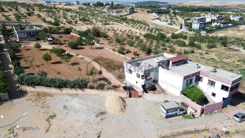 Serince Mahallesinde 4.203 M² Arsa İçerisinde 3 Mustakil Ev - 2