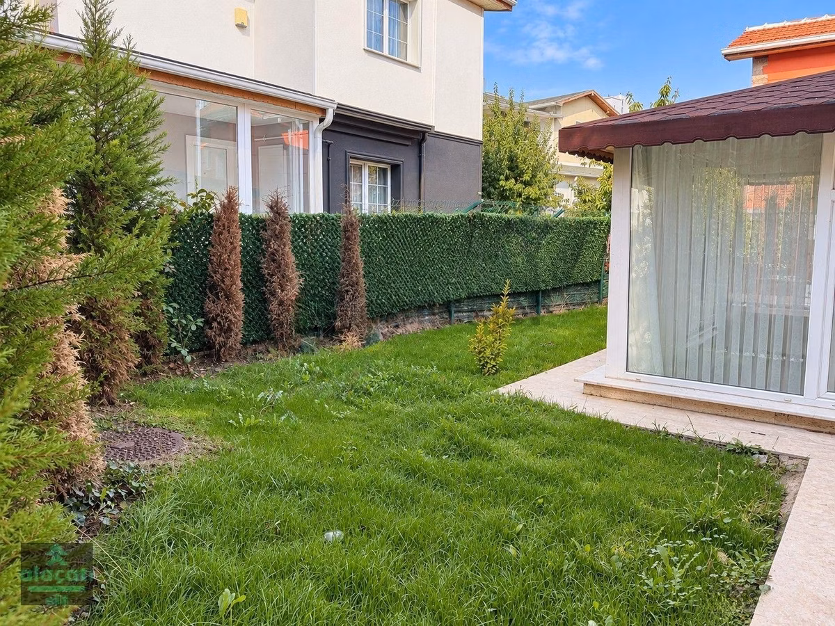 Beytepe'de Oturuma Hazır 4+1 Bahçeli 330 M2 Villa - 4